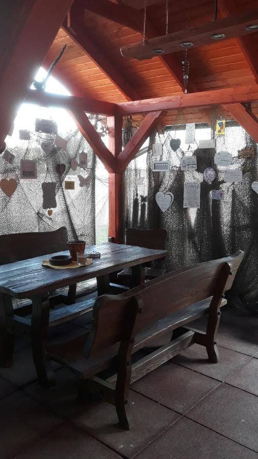 Appartamento Privát JOZEF Vrbov Esterno foto