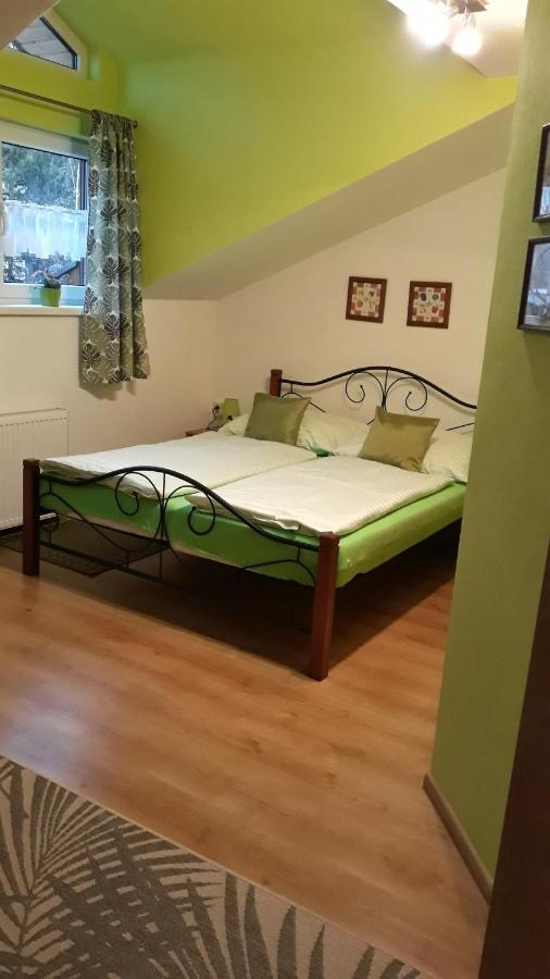 Appartamento Privát JOZEF Vrbov Esterno foto