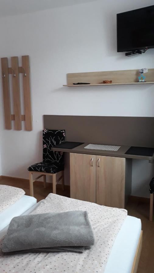 Appartamento Privát JOZEF Vrbov Esterno foto