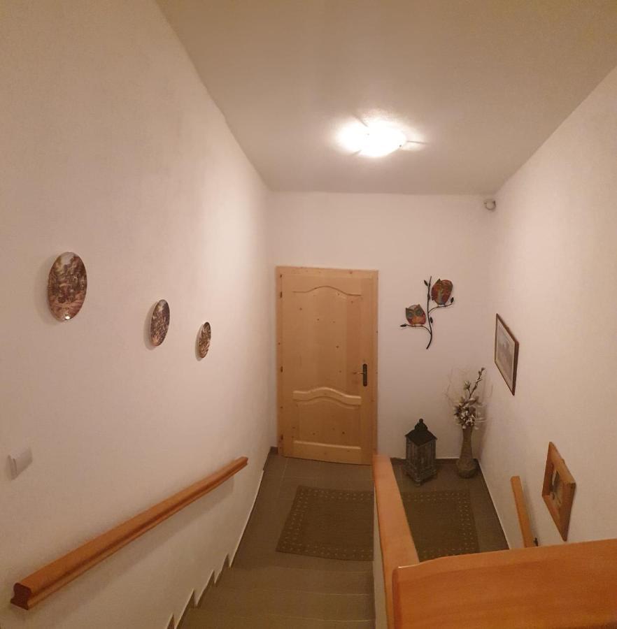 Appartamento Privát JOZEF Vrbov Esterno foto