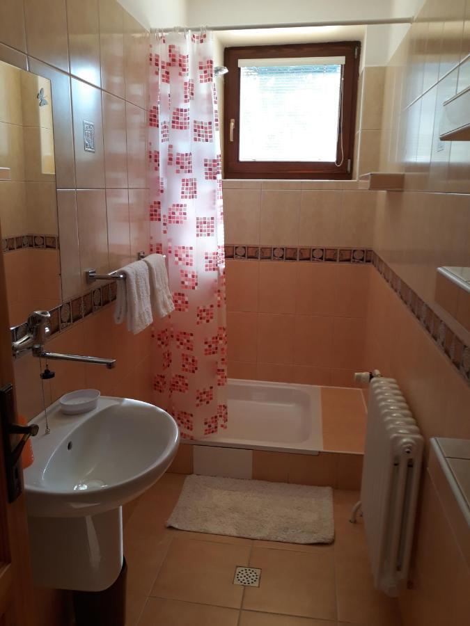 Appartamento Privát JOZEF Vrbov Esterno foto